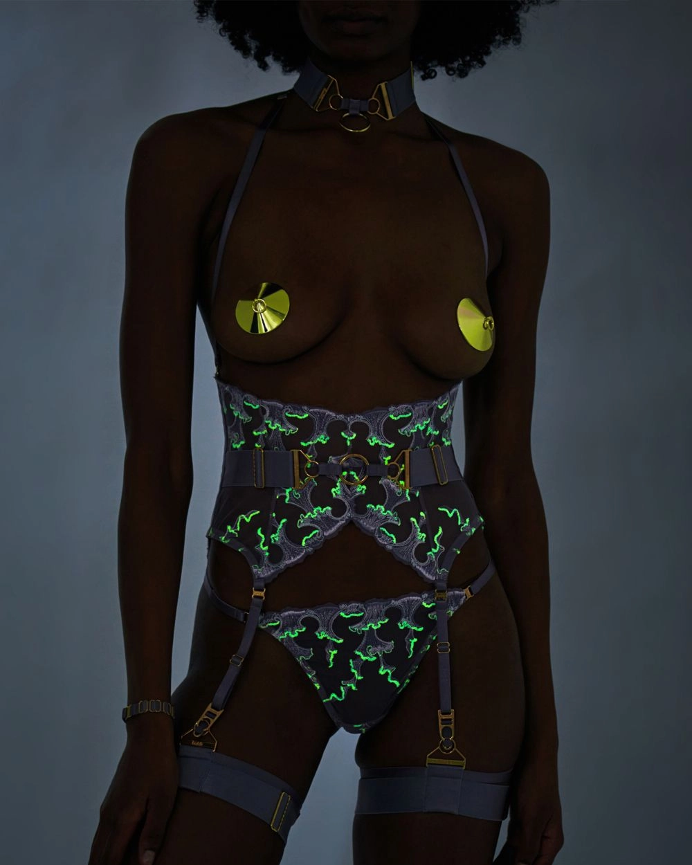 Aurea Thong
