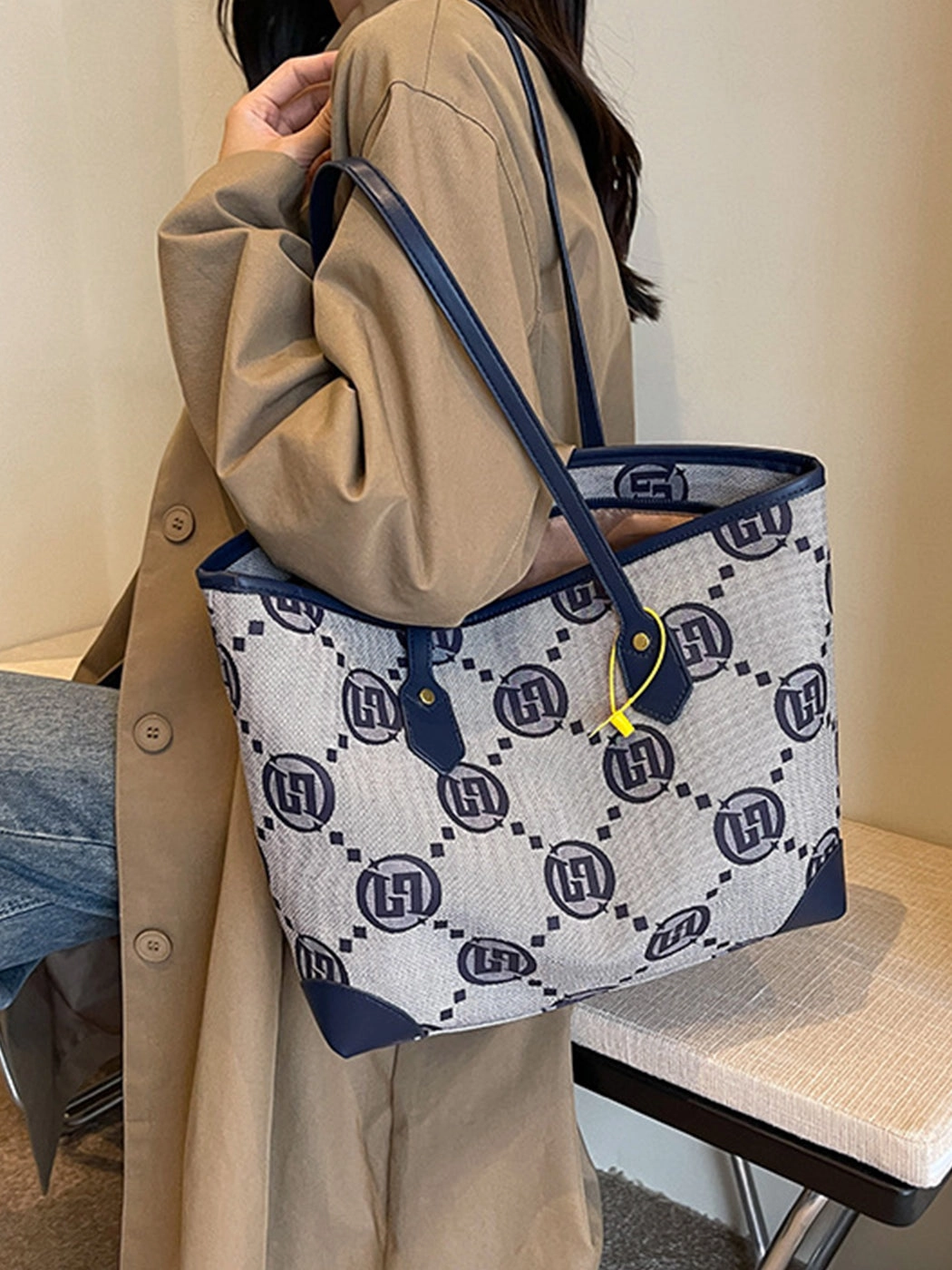 Fashionable Simple Printed Shoulder Hand Tote Bag