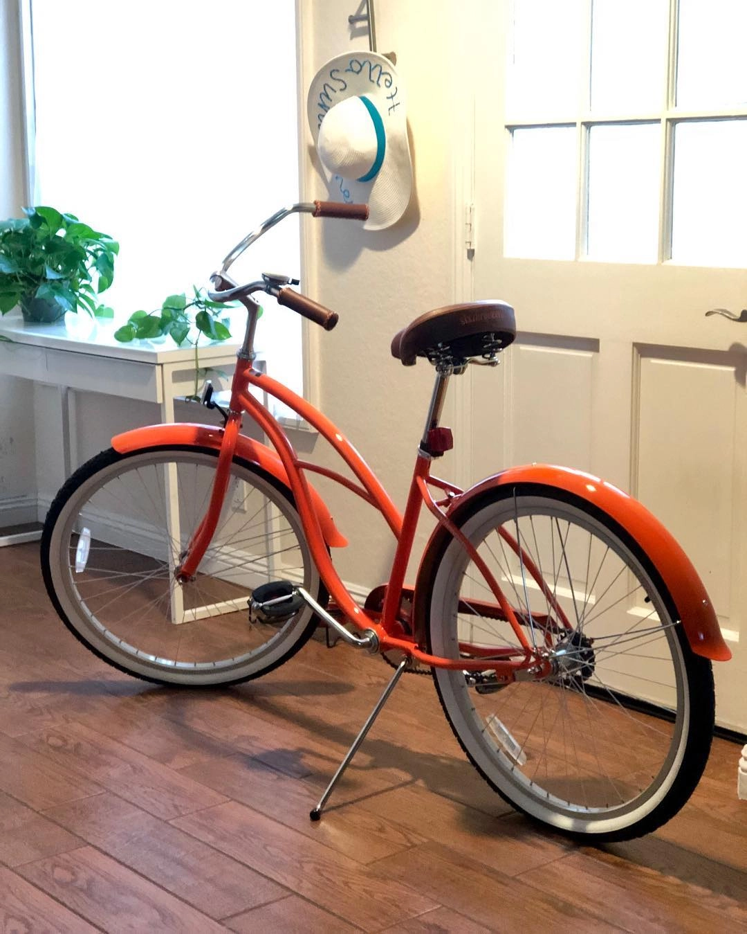 sixthreezero Scholar Woman 3 Speed 26" Beach Cruiser Bike