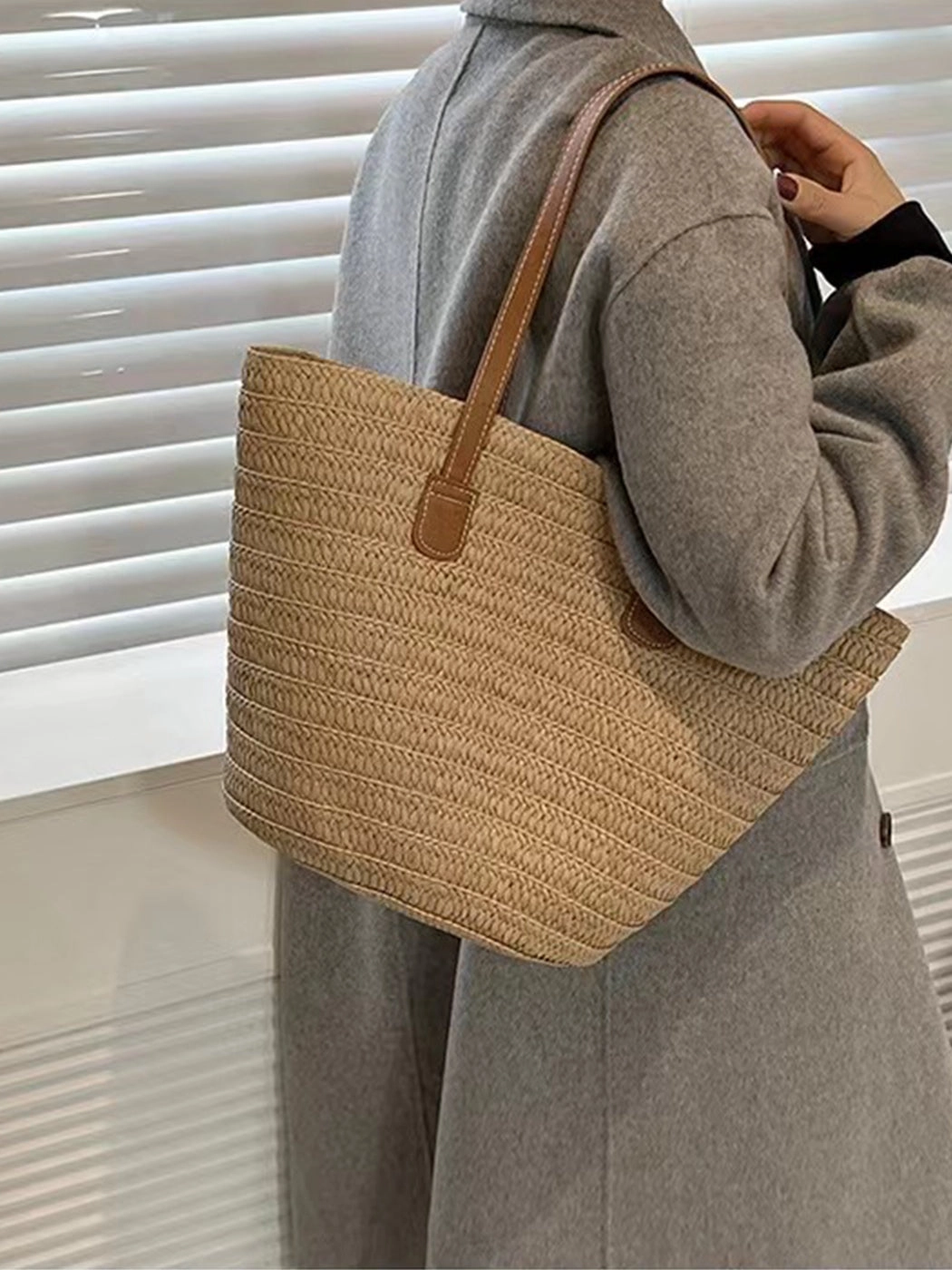 Vacation Simple Beach Woven Bag
