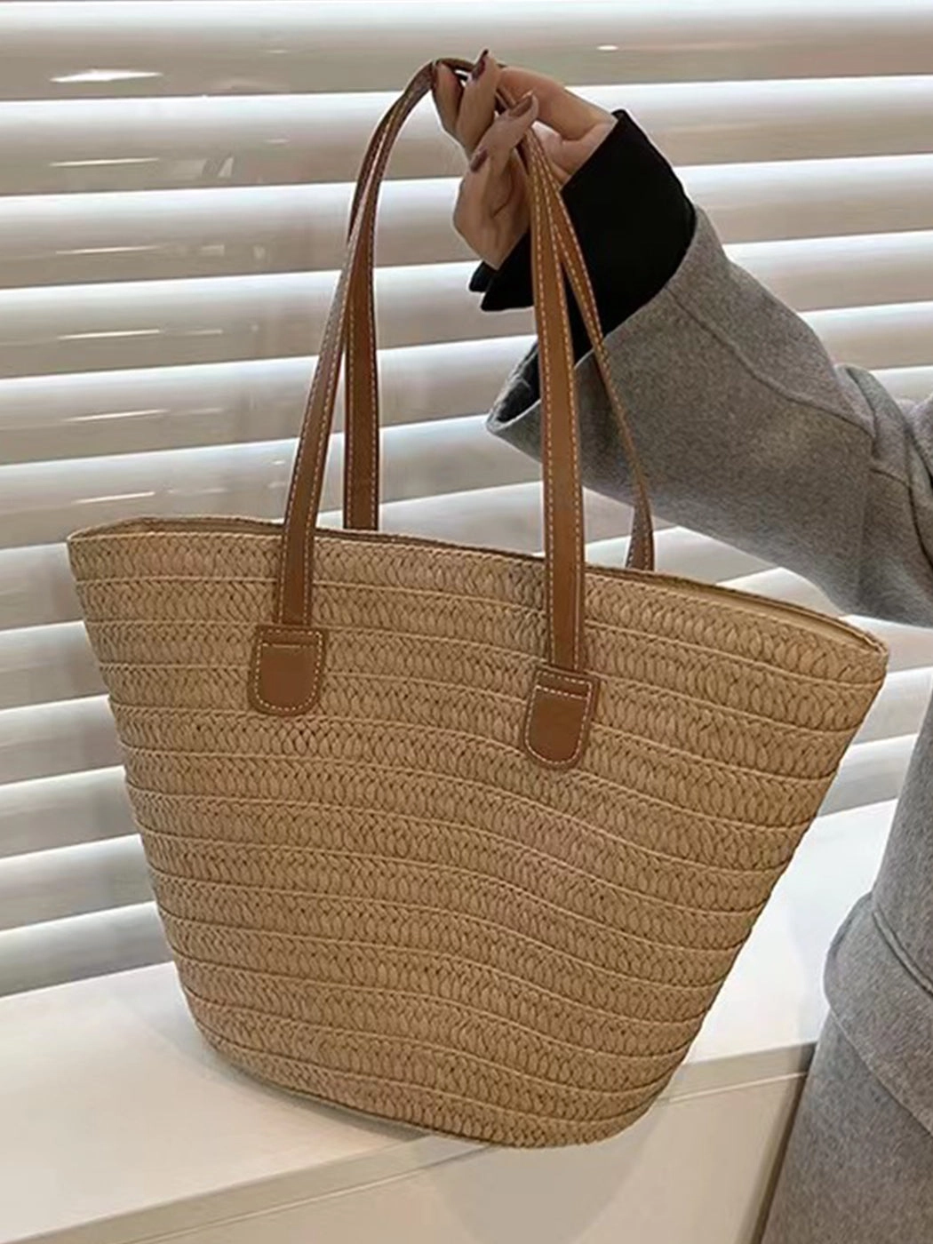 Vacation Simple Beach Woven Bag