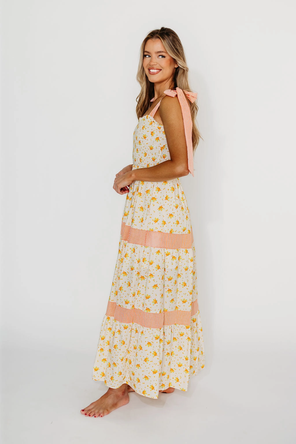 Vida Floral Maxi Dress in White/Orange